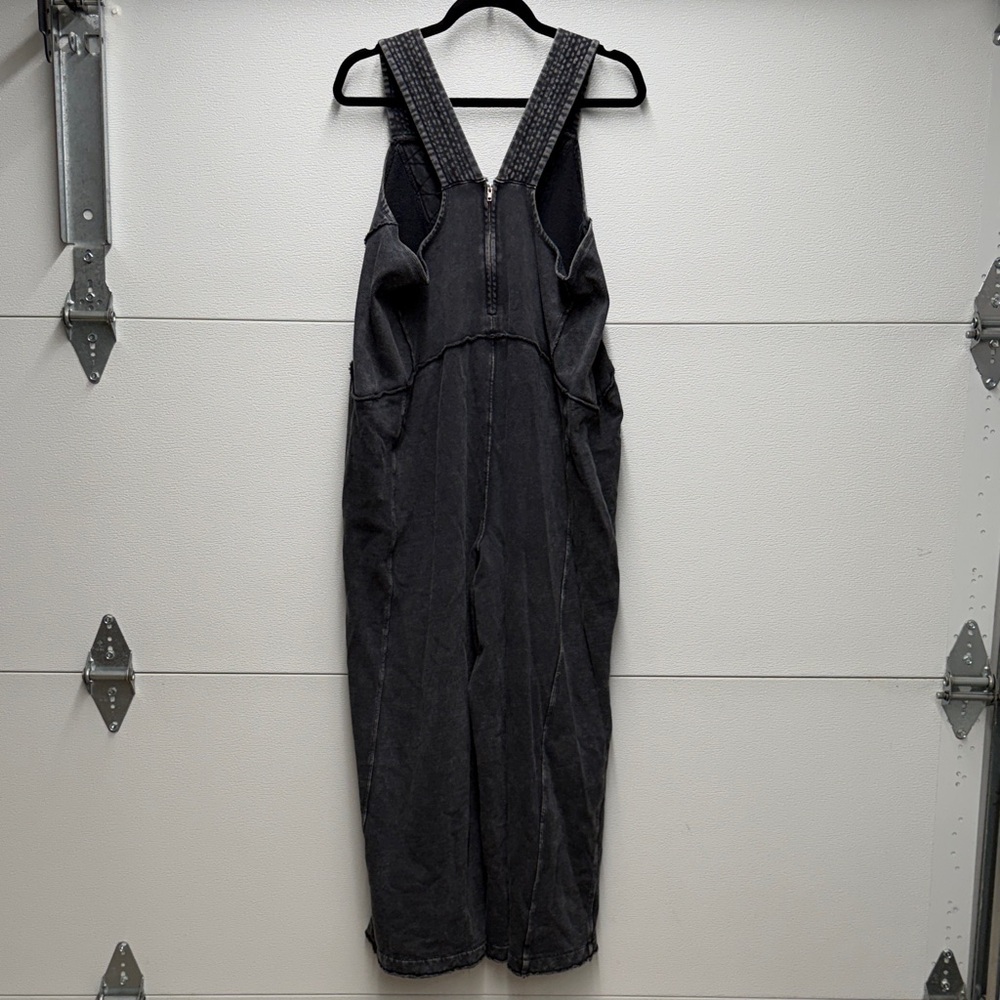 Stylish Easel Black Jumpsuit - Picture 3 of 15